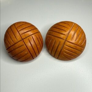 Vintage Carved Wooden carved wood round button blonde pecan clip on earrings